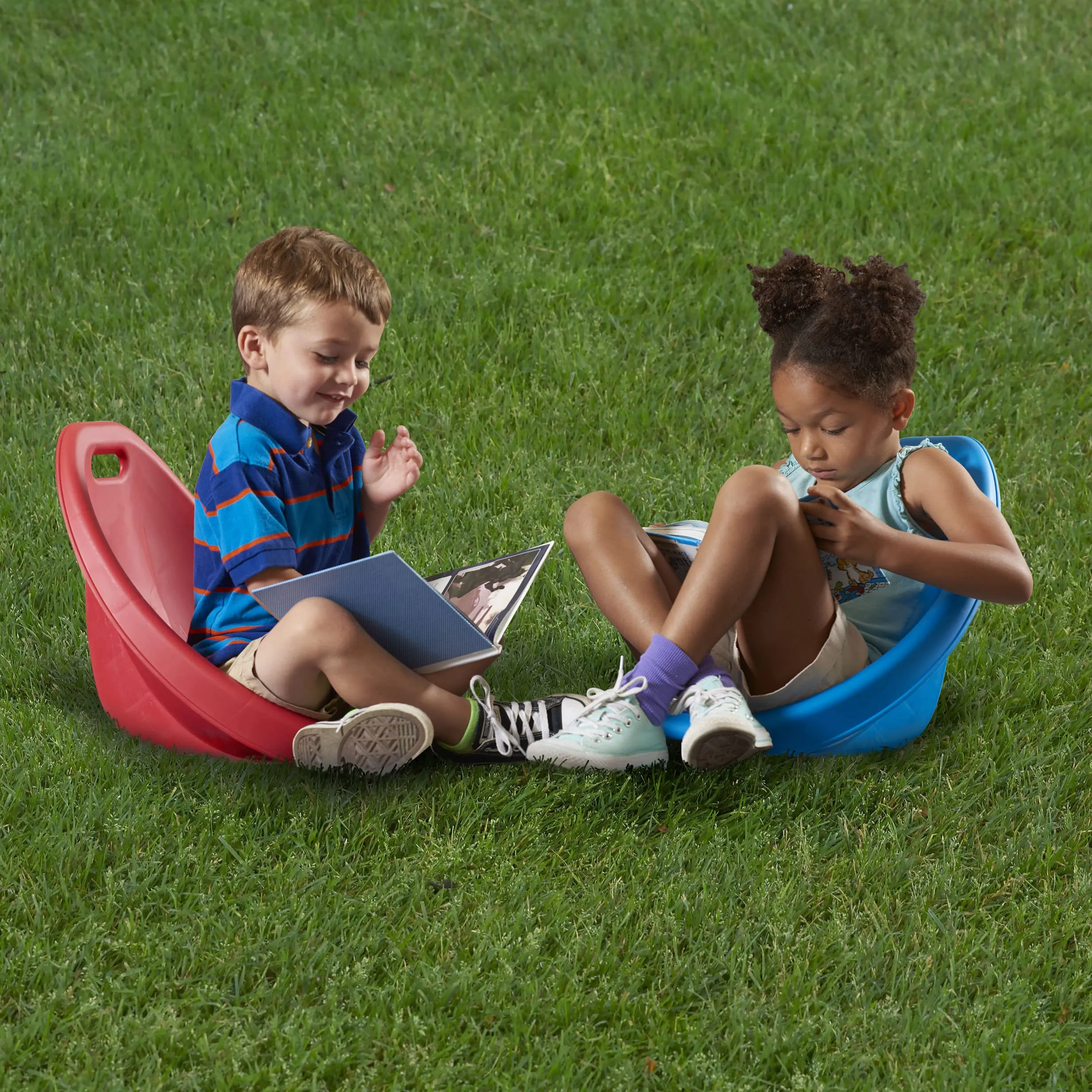 American Plastic Toys Kids Scoop Rocker Chairs for Toddlers & Kids Ages 3 and Up | 6-Pack Blue & Red | Made in USA from Safe Plastics | Great for Indoor and Outdoor Activities