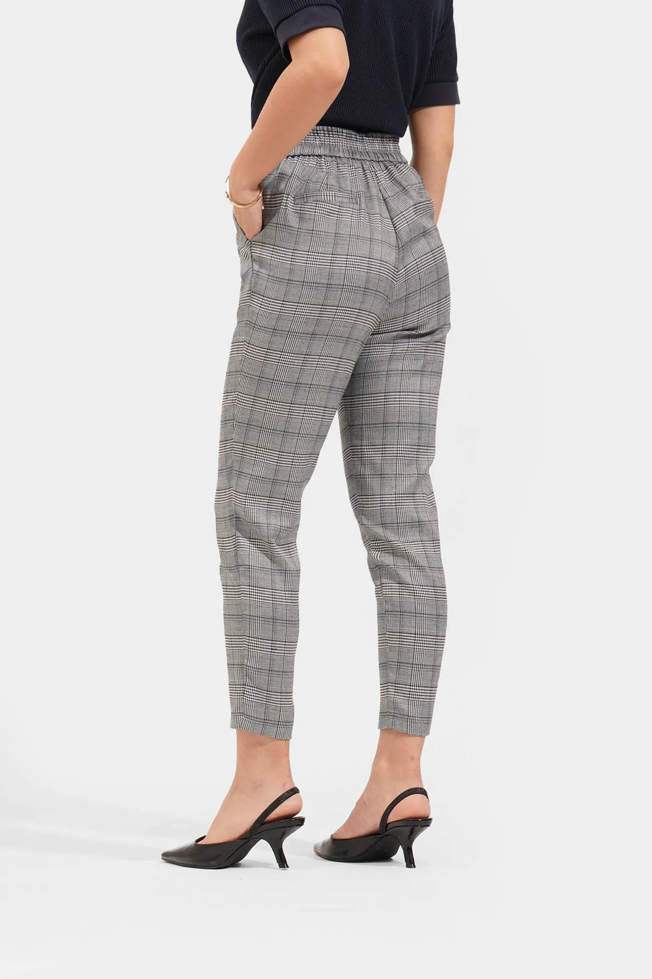 Checkered Tapered Cozy Pants