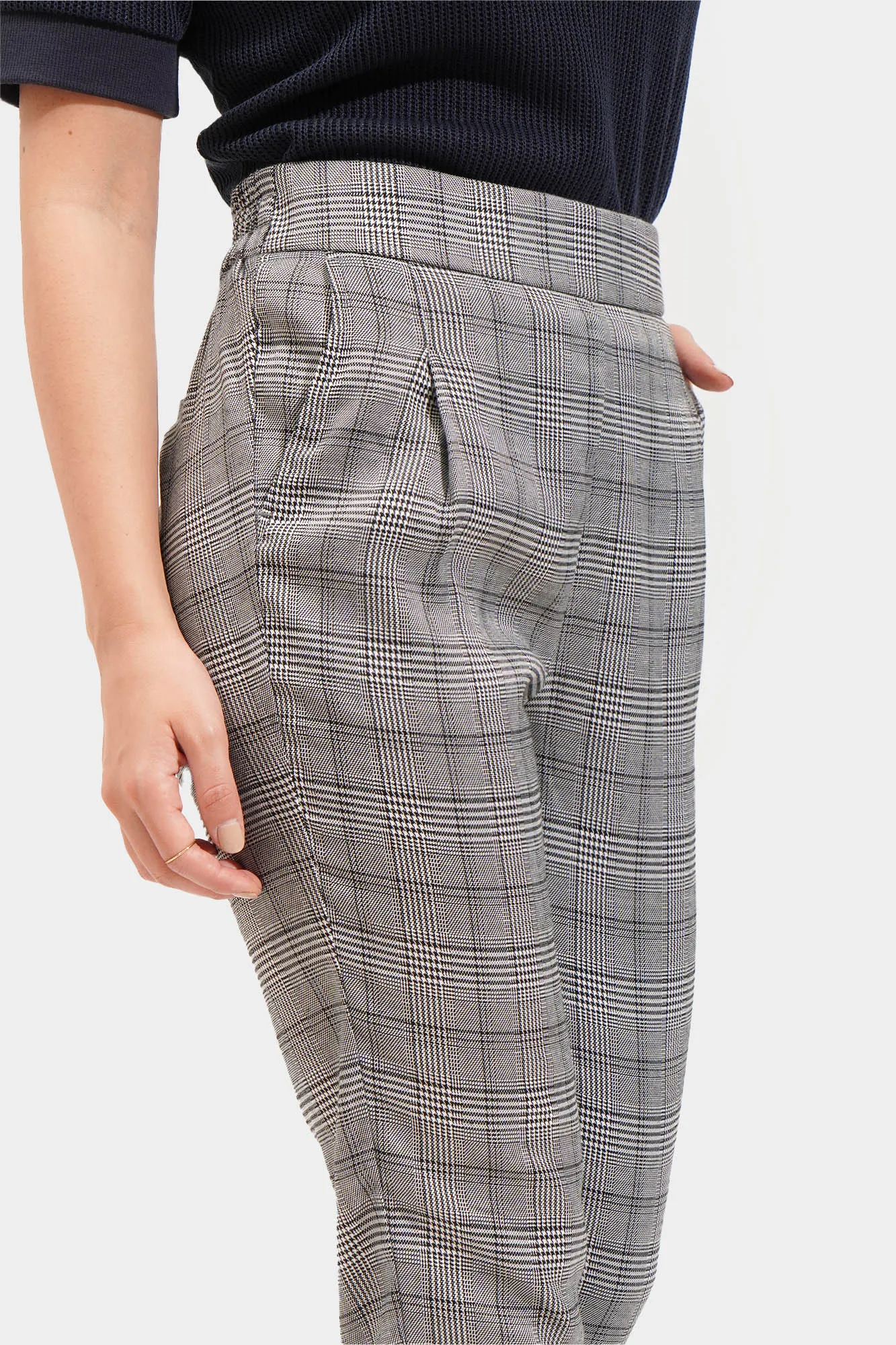 Checkered Tapered Cozy Pants