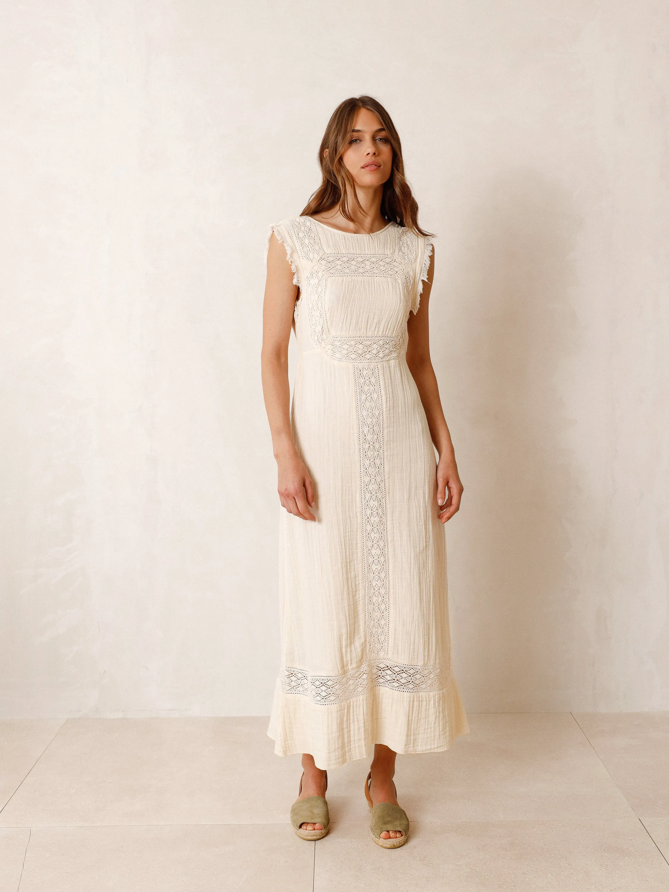 Indi & Cold Cotton Gauze Dress With Embroidery