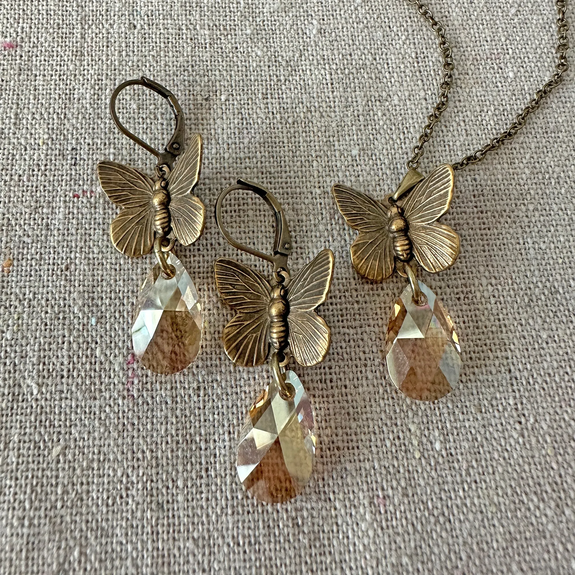 Magical Mariposa Teardrop Necklace