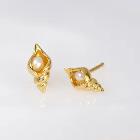 Seashell Pearl Gold Stud Earrings