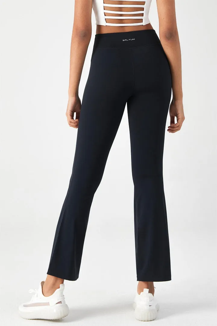 V-cut Crossover Flare Legging with Inner Pocket