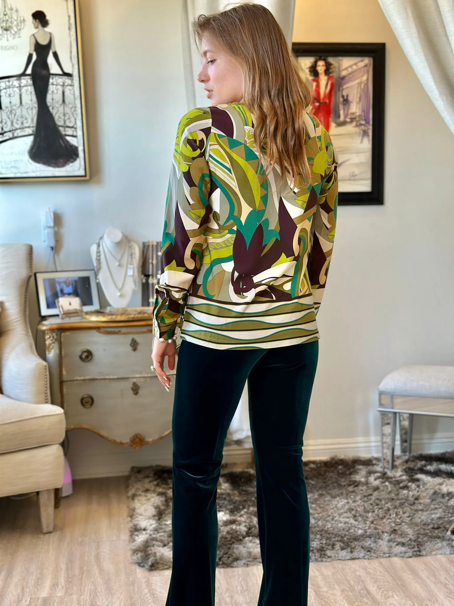 VLT's By Valentina's Long Sleeve Round Collar Blouse